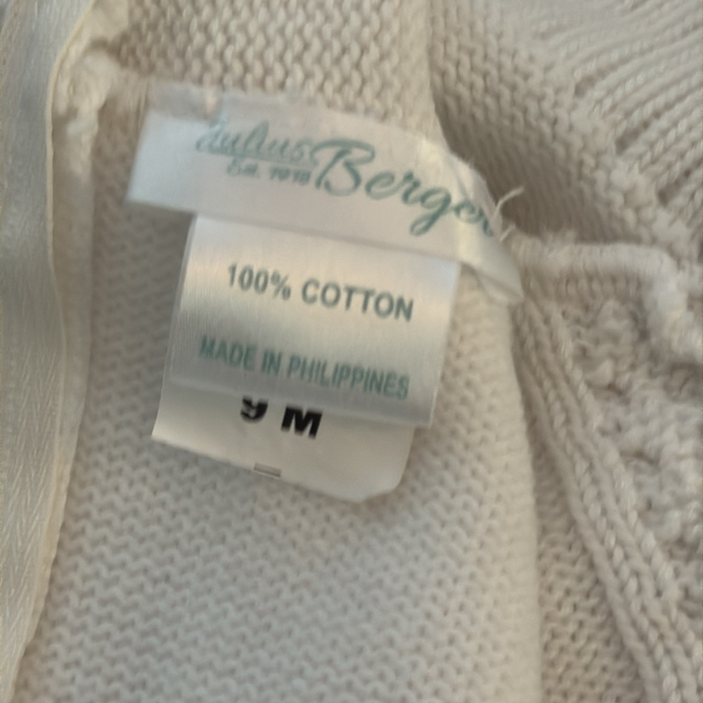 Hooded Cable Sweater - Picture 6 of 6